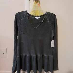 Time & tru thermal peplum top
